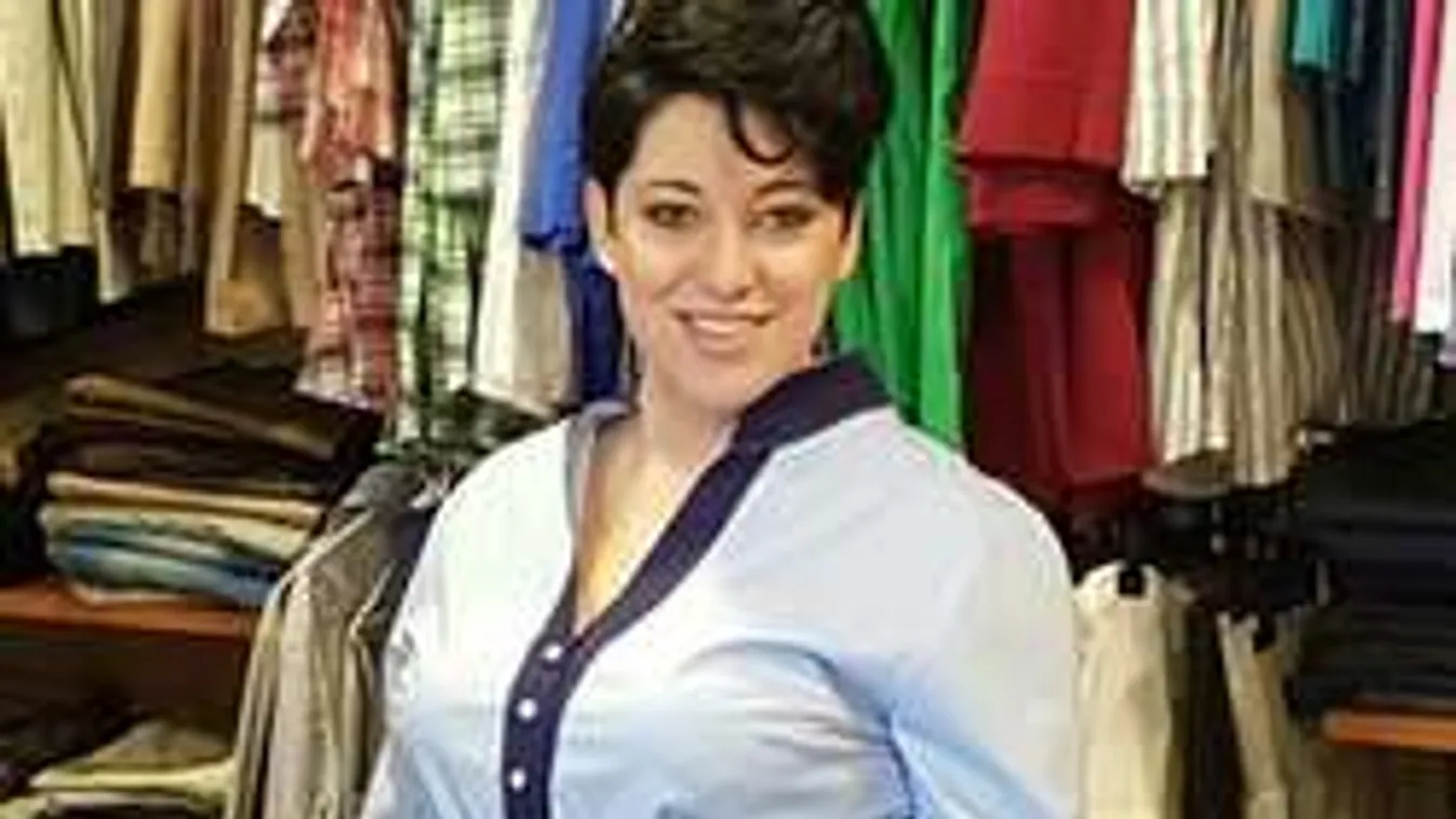 Nézd, mekkorára nőtt a terhes magyar énekesnő pocakja!