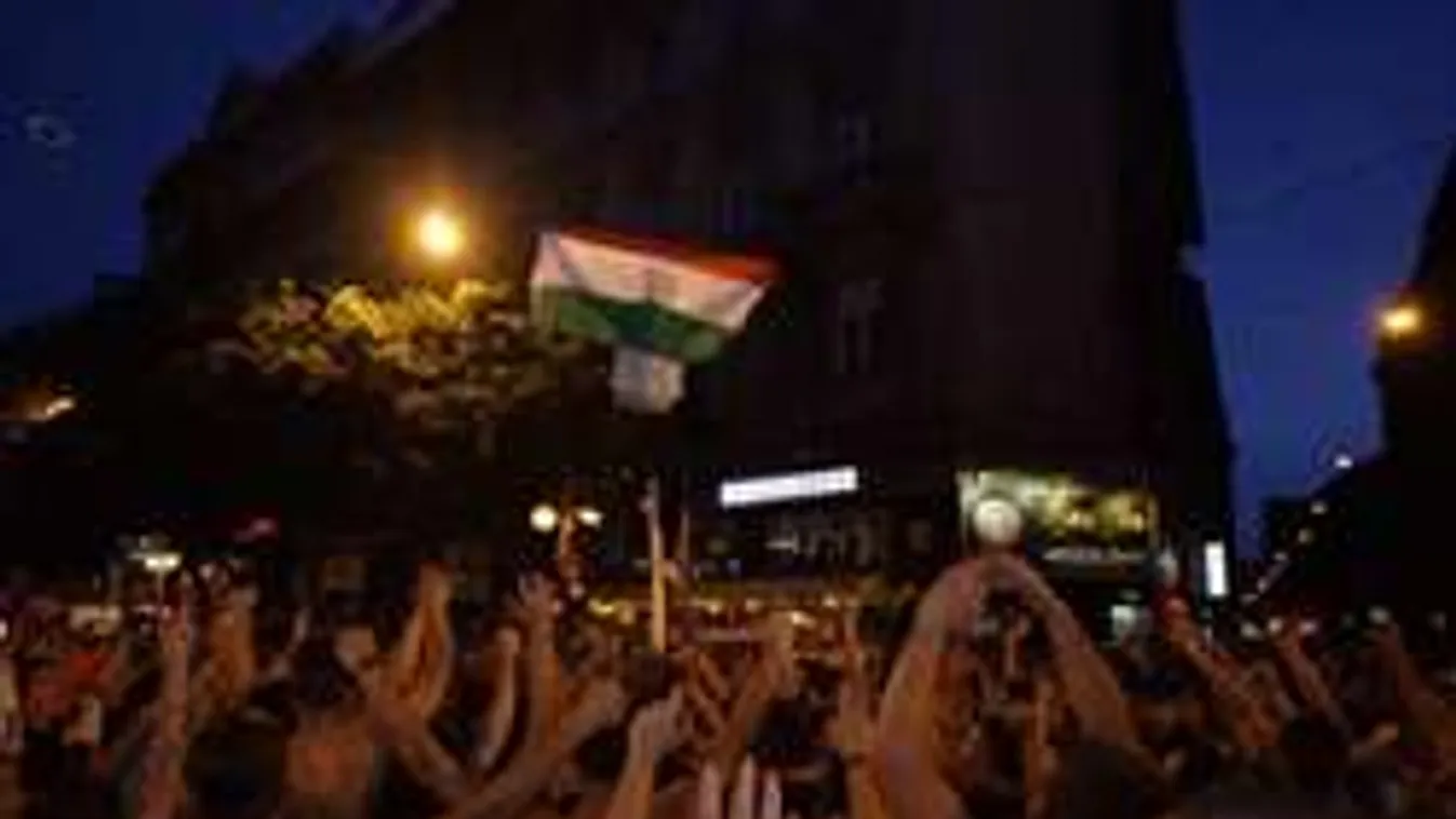 Megbénul a főváros a szurkolók miatt! Mutatjuk merre ne autózz!