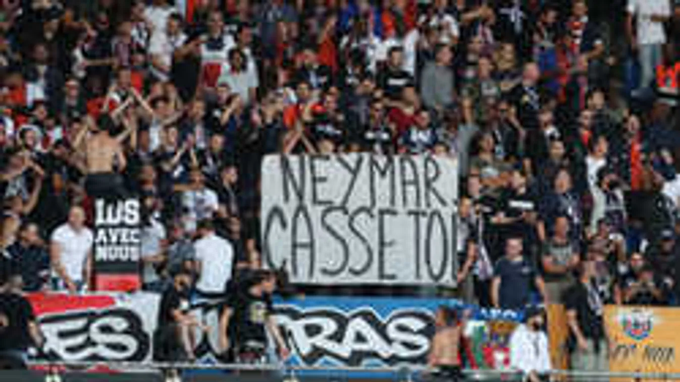 Trágár tüntetés, durván kikeltek Neymar ellen