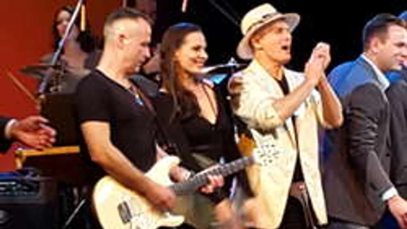 Könnyek közt tért vissza a színpadra Rékasi Károly