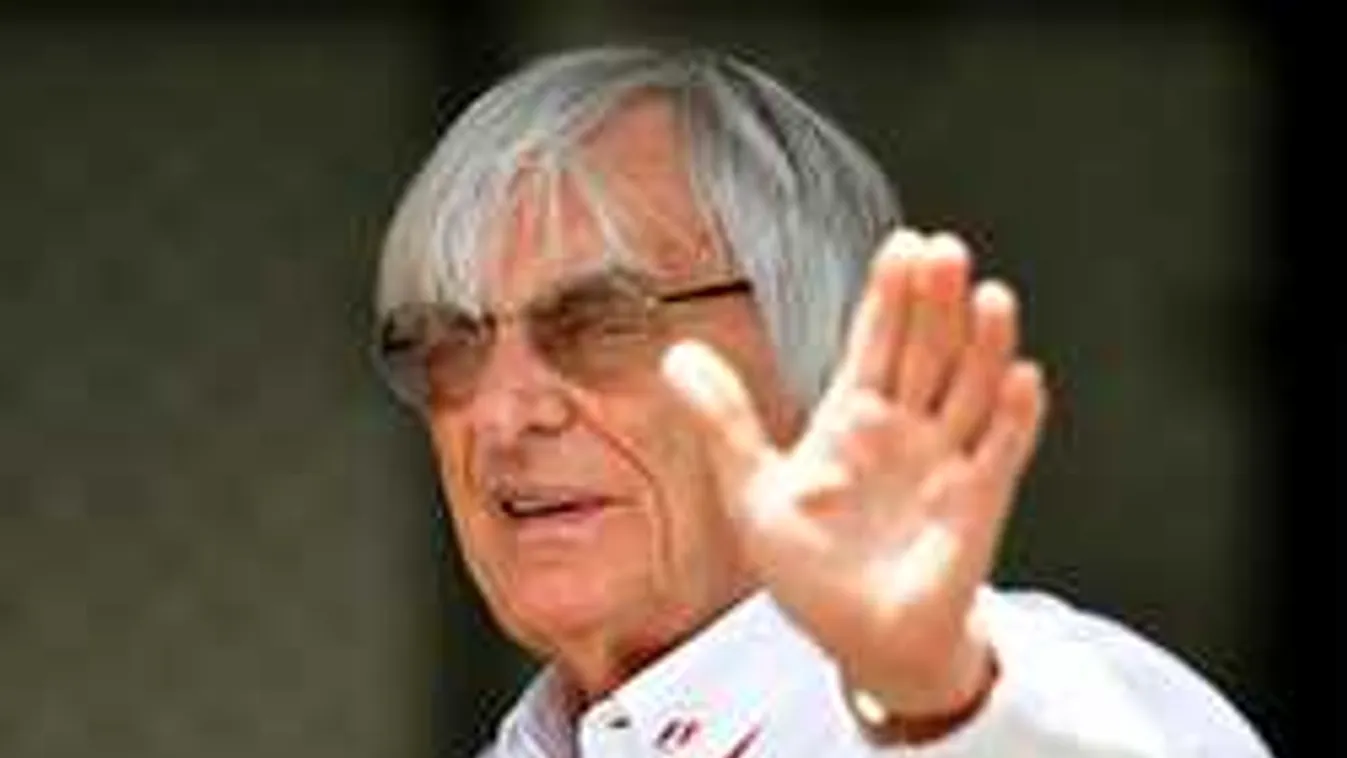 Harc a Forma-1-ben, Ecclestone hadat üzent