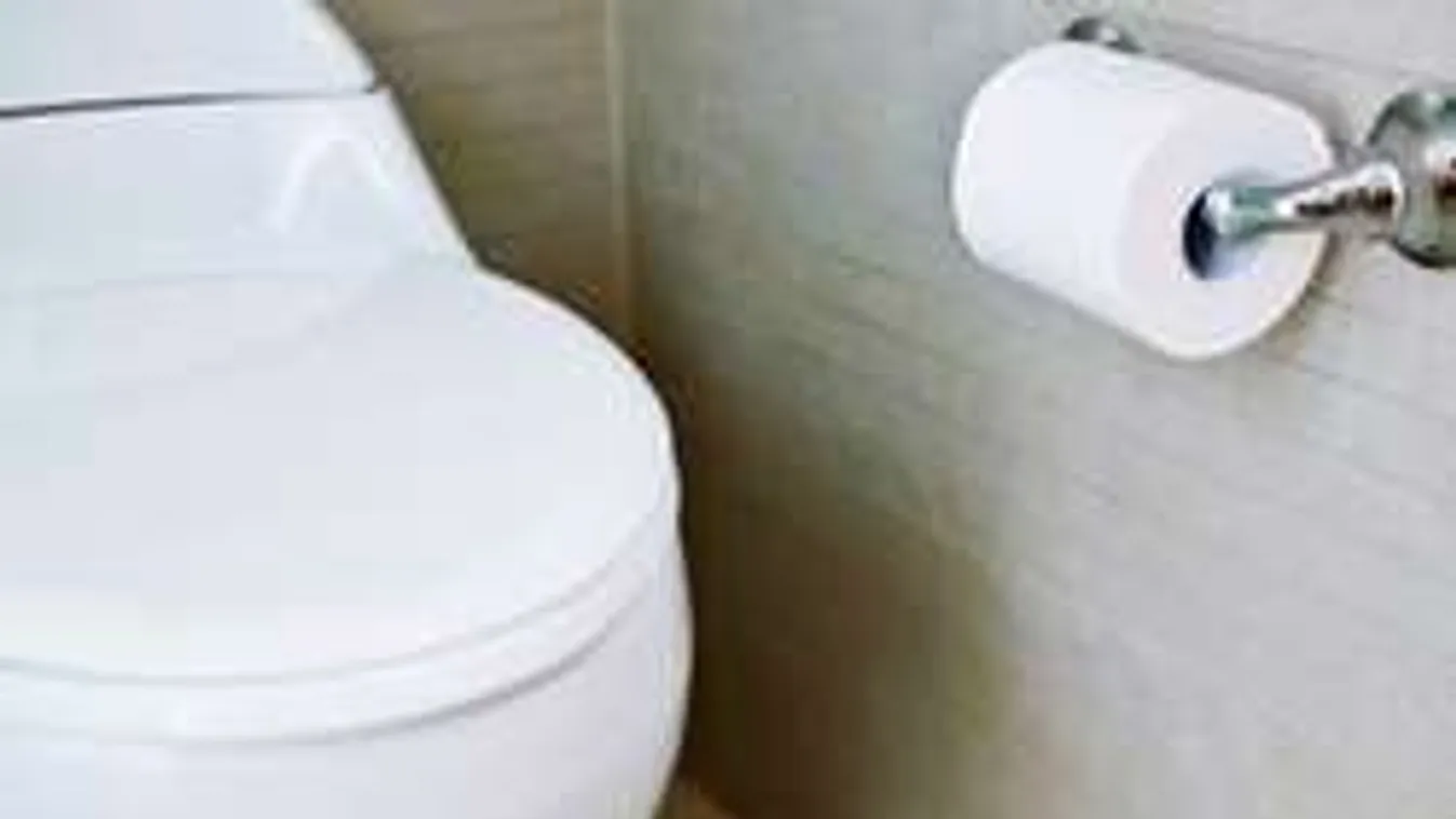 Nyilvános vécében szült, a szemetesben hagyta kisbabáját