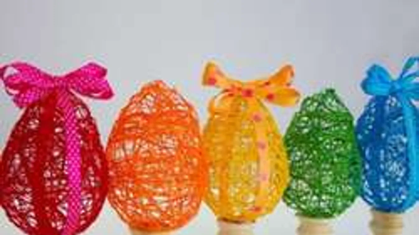Átlátszó lesz idén a húsvéti tojás. Készítsd el te is!