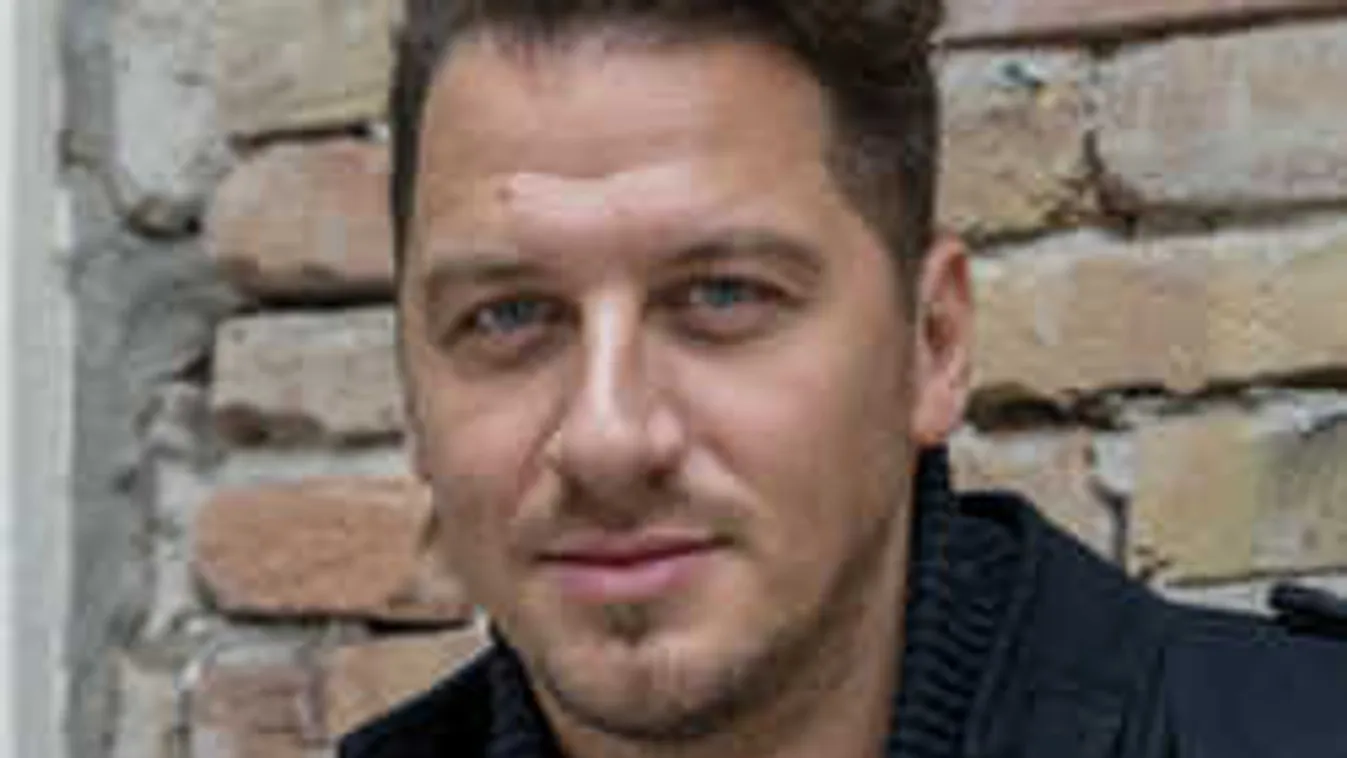 Nem semmi: Szexistenné gyúrta magát a népszerű magyar énekes