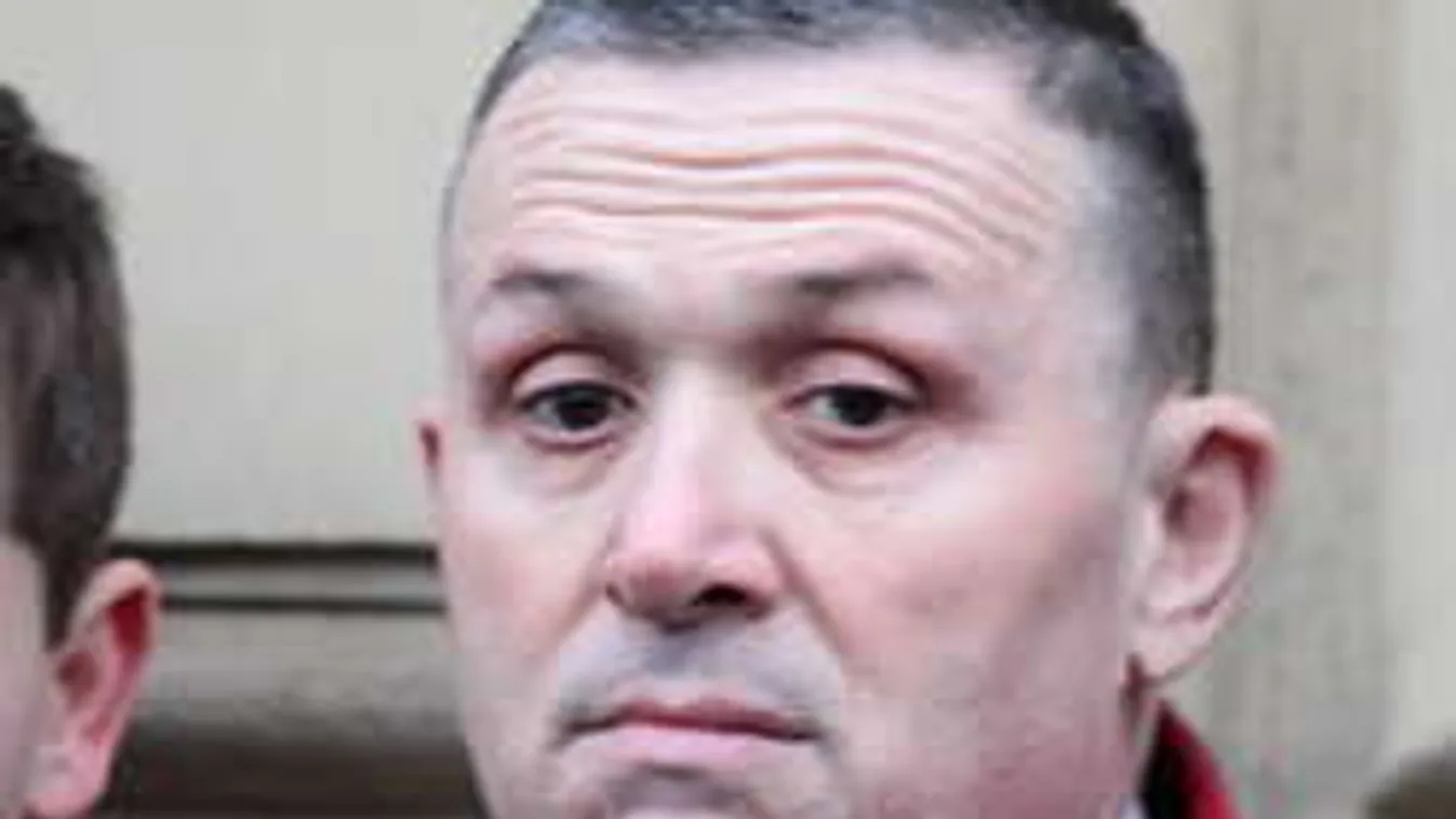 Durva kommentháború robbant ki Lagzi Lajcsi miatt