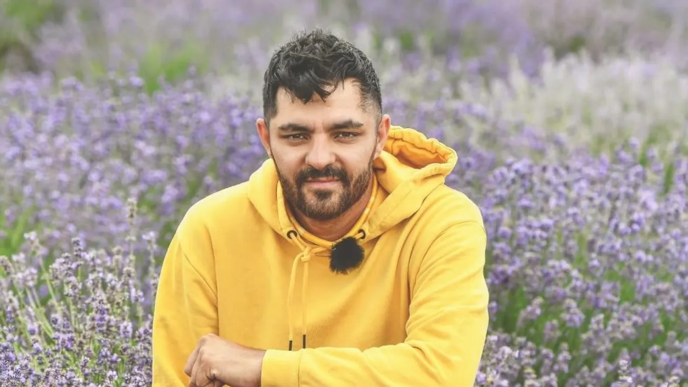 "Fogok kapni hideget-meleget" - Megszólalt a válásról az ötgyermekes magyar sztárénekes