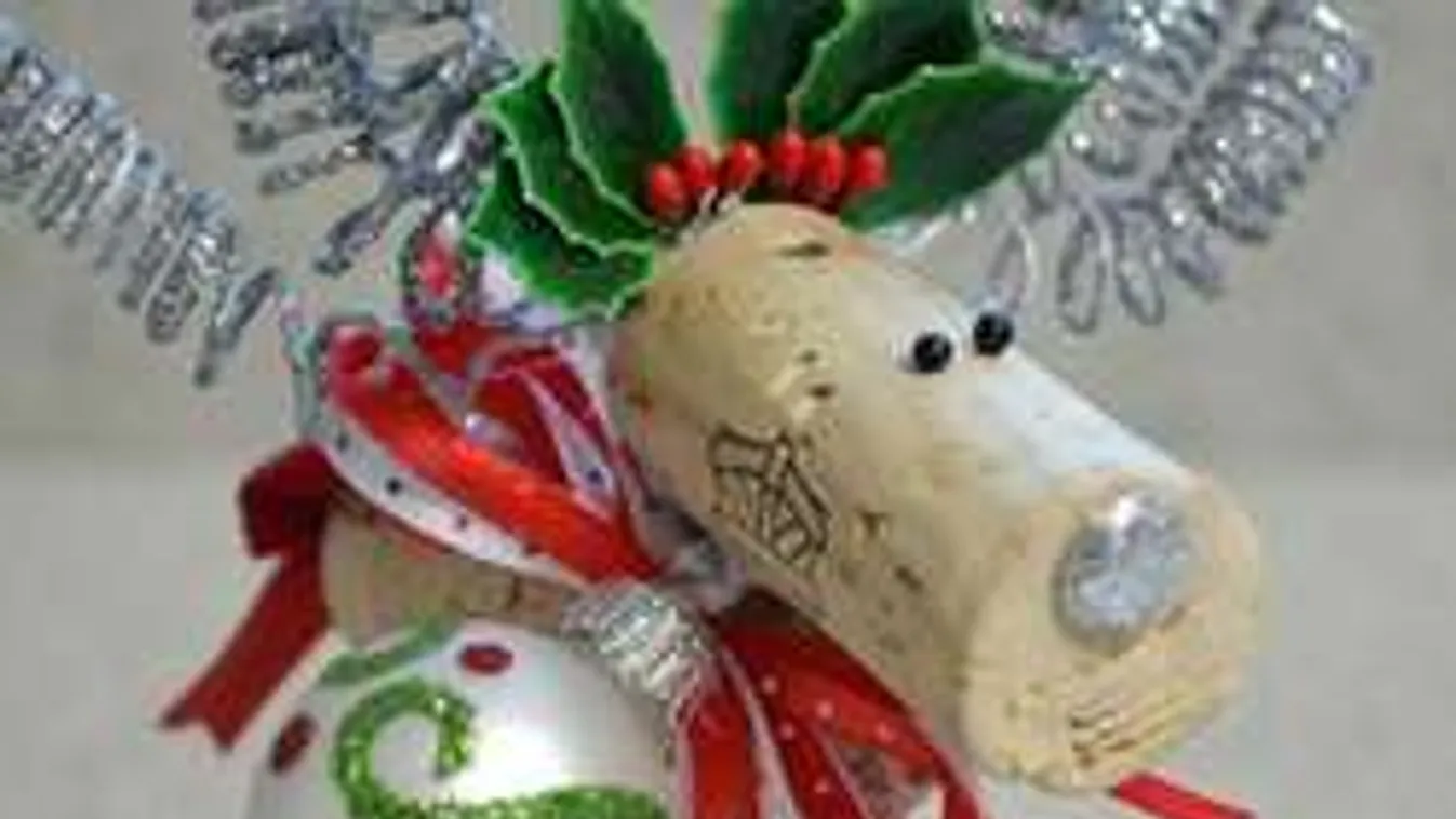 Karácsonyi díszek parafadugóból! Most leesik az állad
