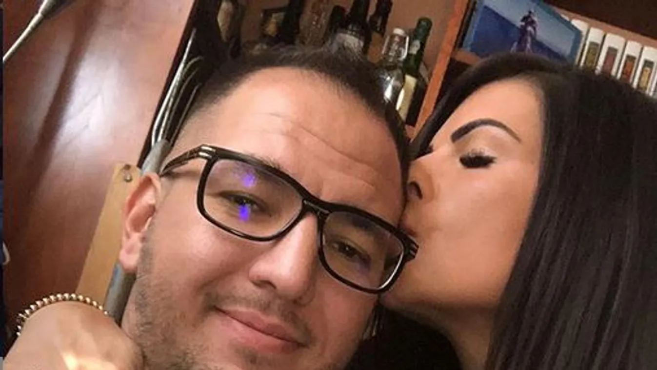 Kisfiuk miatt kér segítséget Curtis felesége: nagyon aggódik