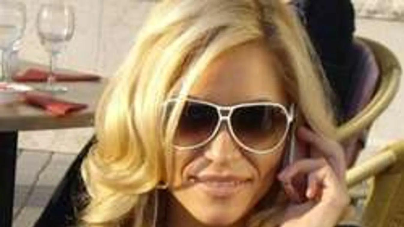 Gólyahír! Megszületett Hargitai Bea kisfia