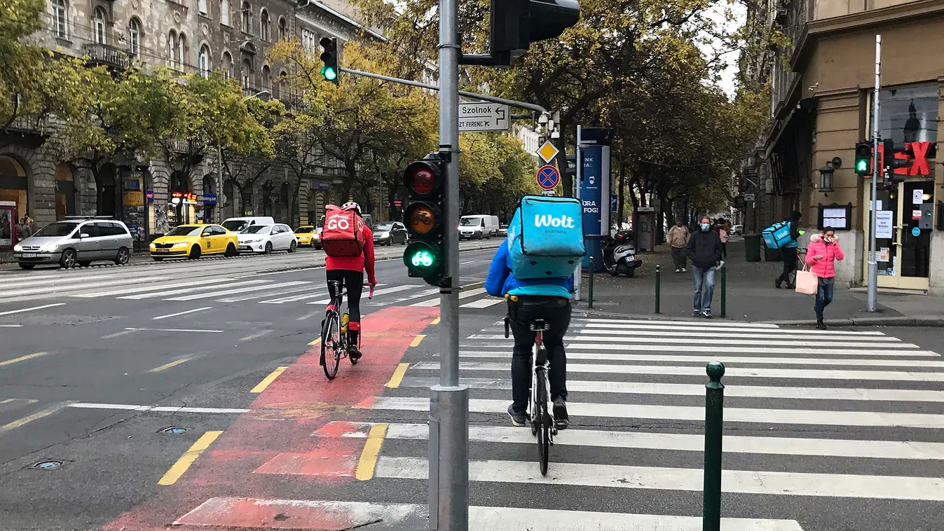 Karácsony-káosz: átverik az embereket a biciklisávval