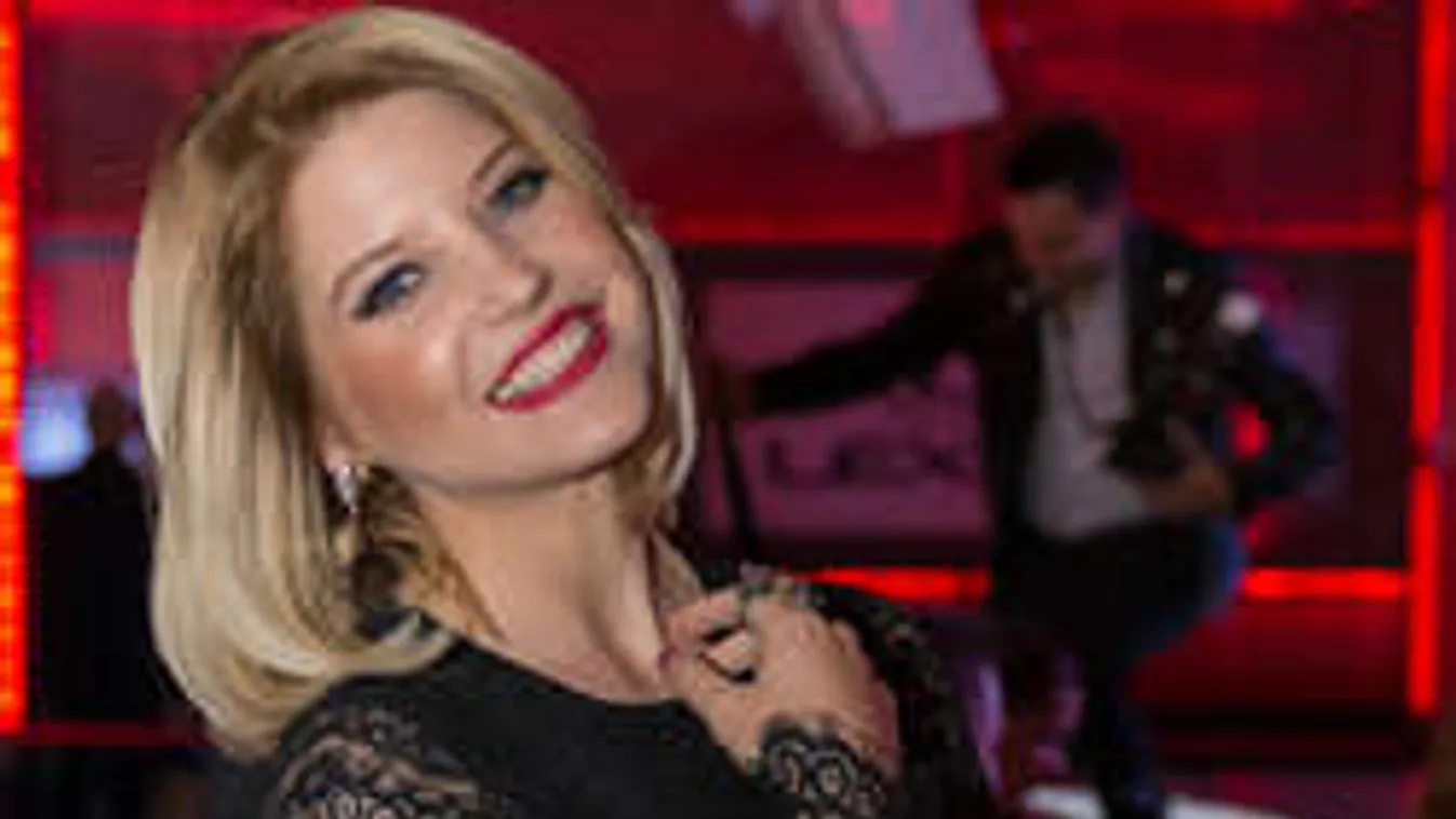 Bombahír: Szabó Zsófi elárulta az esküvője időpontját!