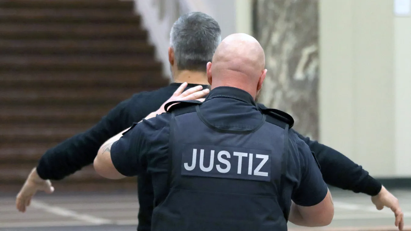 Prepper trial against a policeman