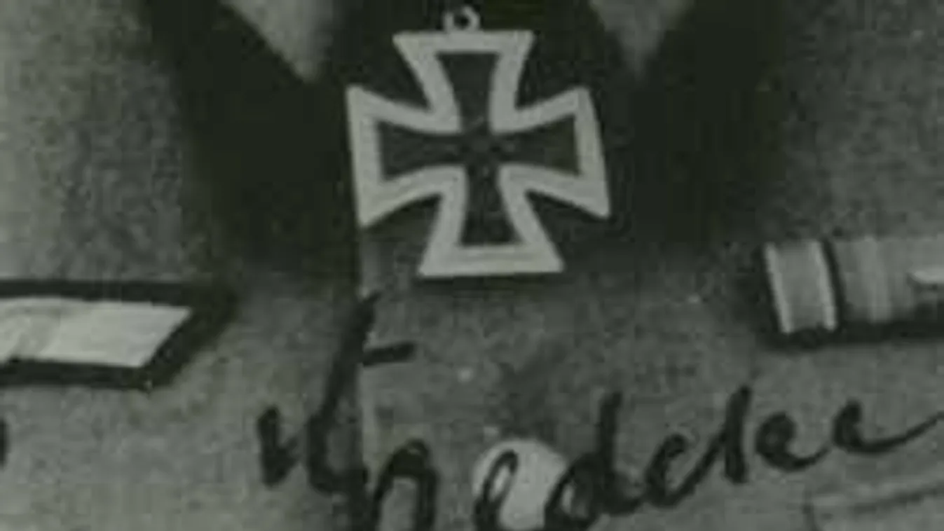 V4NA: Megpróbálta eltüntetni náci őseit az Európai Bizottság főtitkára