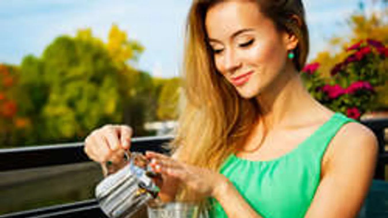 Ez a 3 ital sokkal jobban fogyaszt, mint a citromos víz