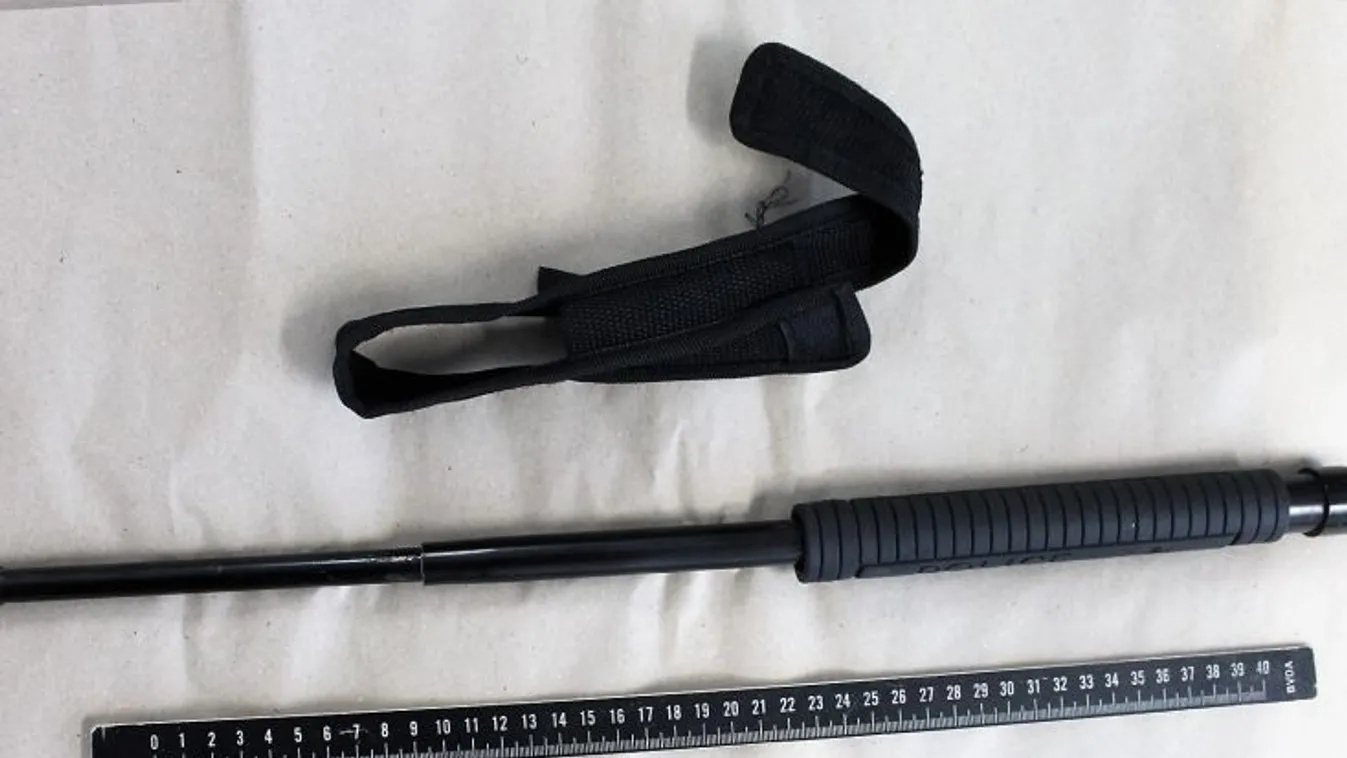 Durva jelenet Debrecen főterén: viperával vertek agyba-főbe egy férfit