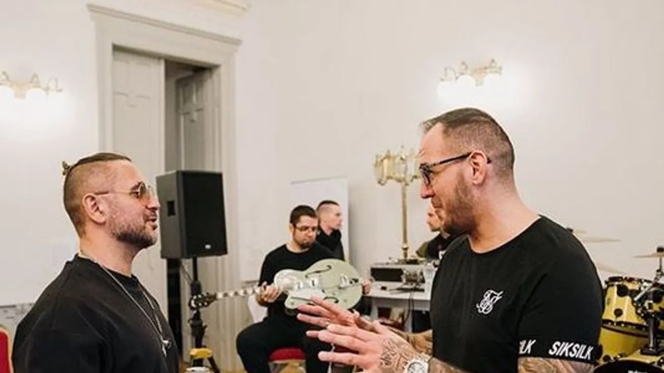 Megjelentek az első fotók Majka és Curtis közös próbájáról