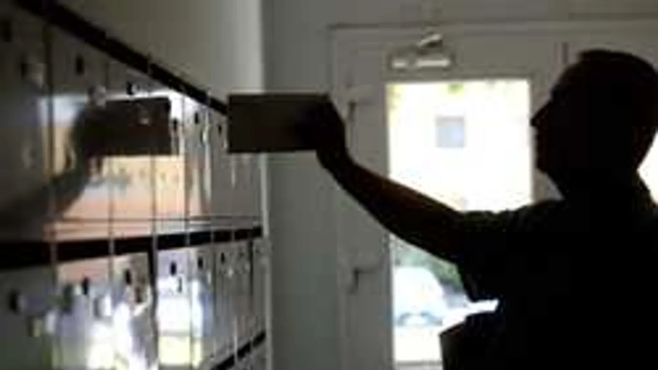 Levelet kapnak a megmentett devizahitelesek