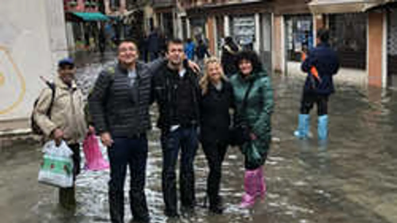 Így élték túl a magyar turisták a velencei árvizet - videó