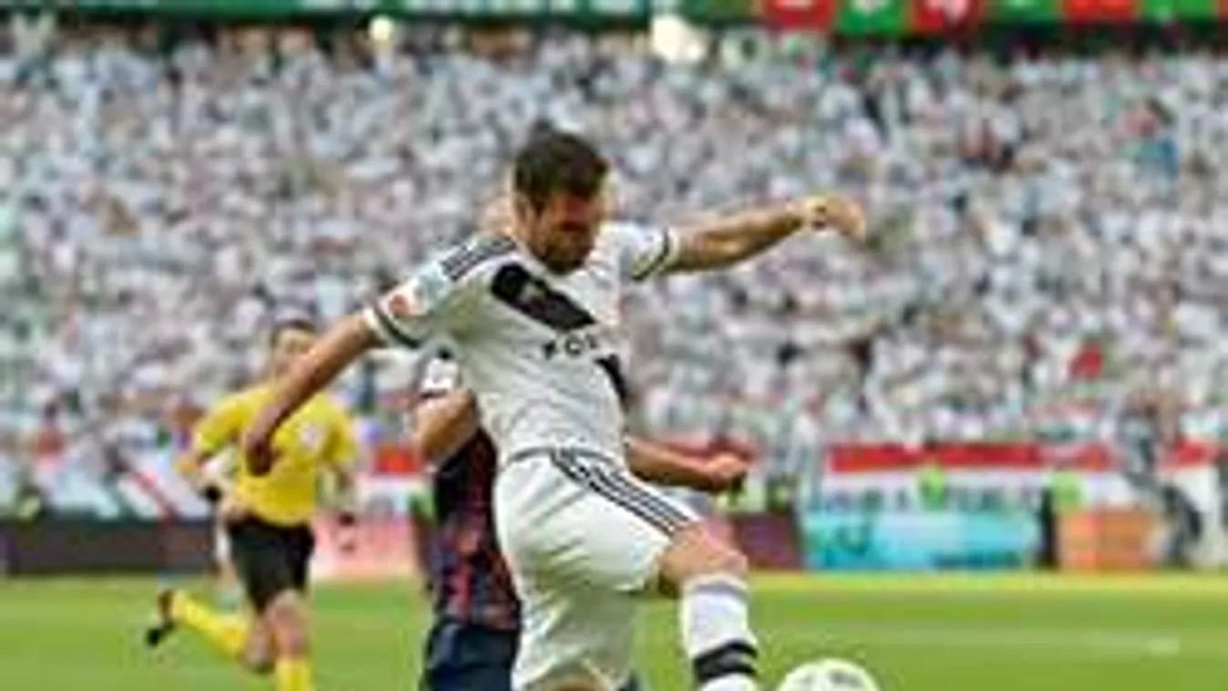 Itt a vége: elege lett a magyar sztárfutballistának