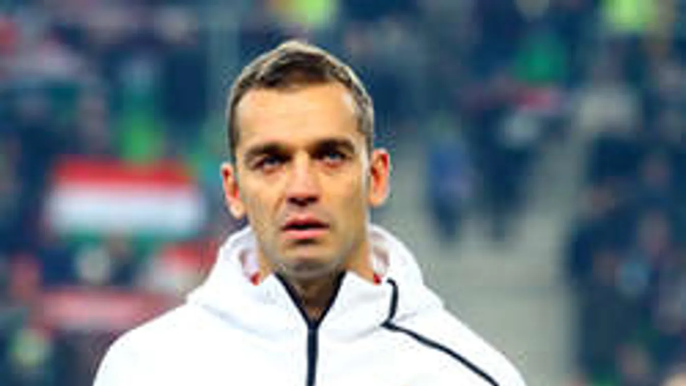 Élő adásban sírta el magát a magyar focista - Videó