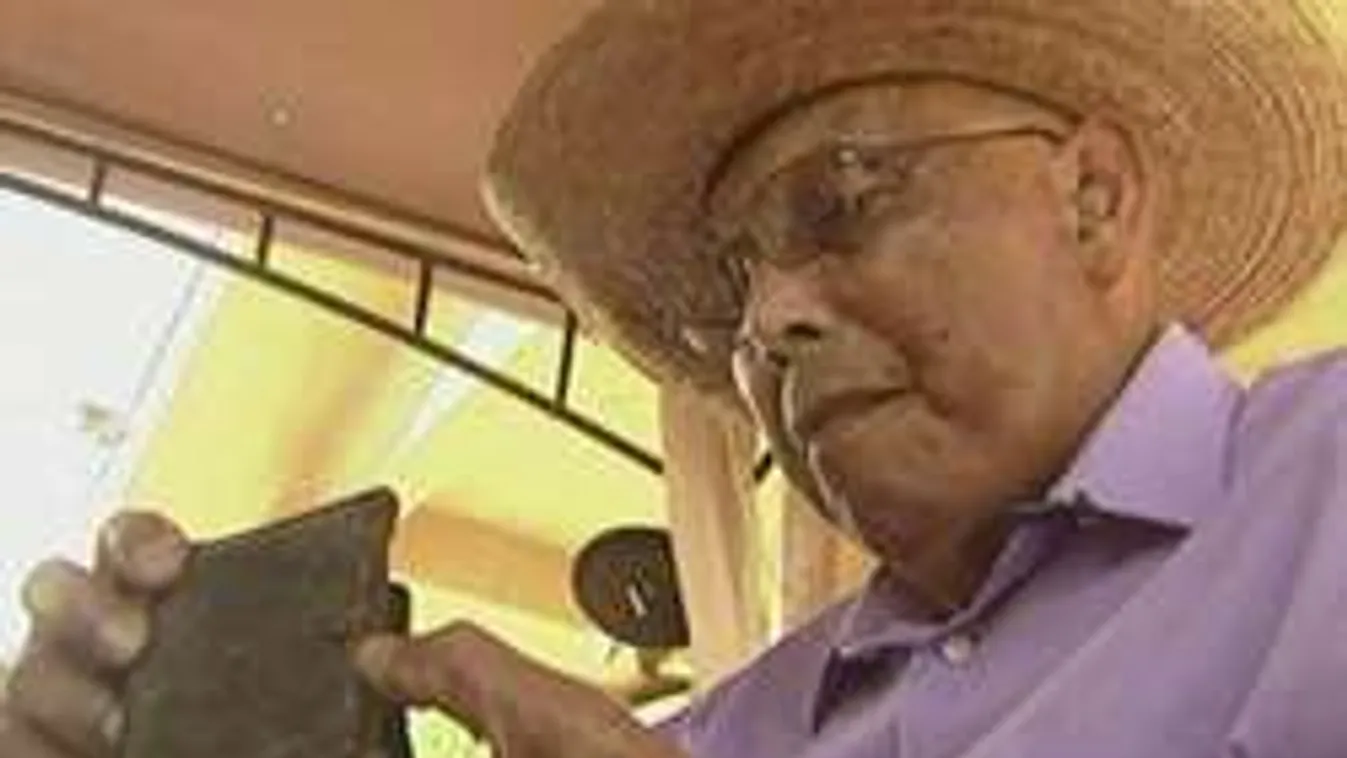 Visszakapta 70 éve elvesztett pénztárcáját