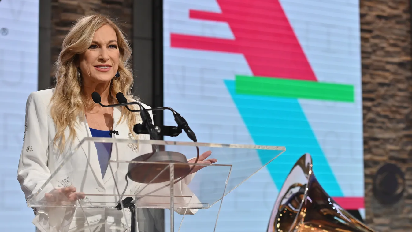 Dagad a botrány: nőket molesztált a Grammy-elnöke?