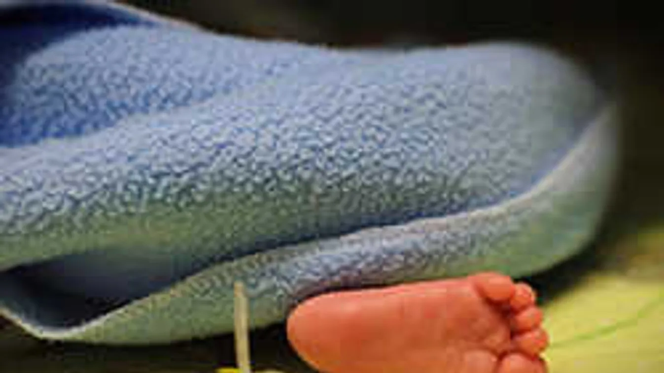 Kiderült, mit csinálnak a kórházak a szülő nőkkel!