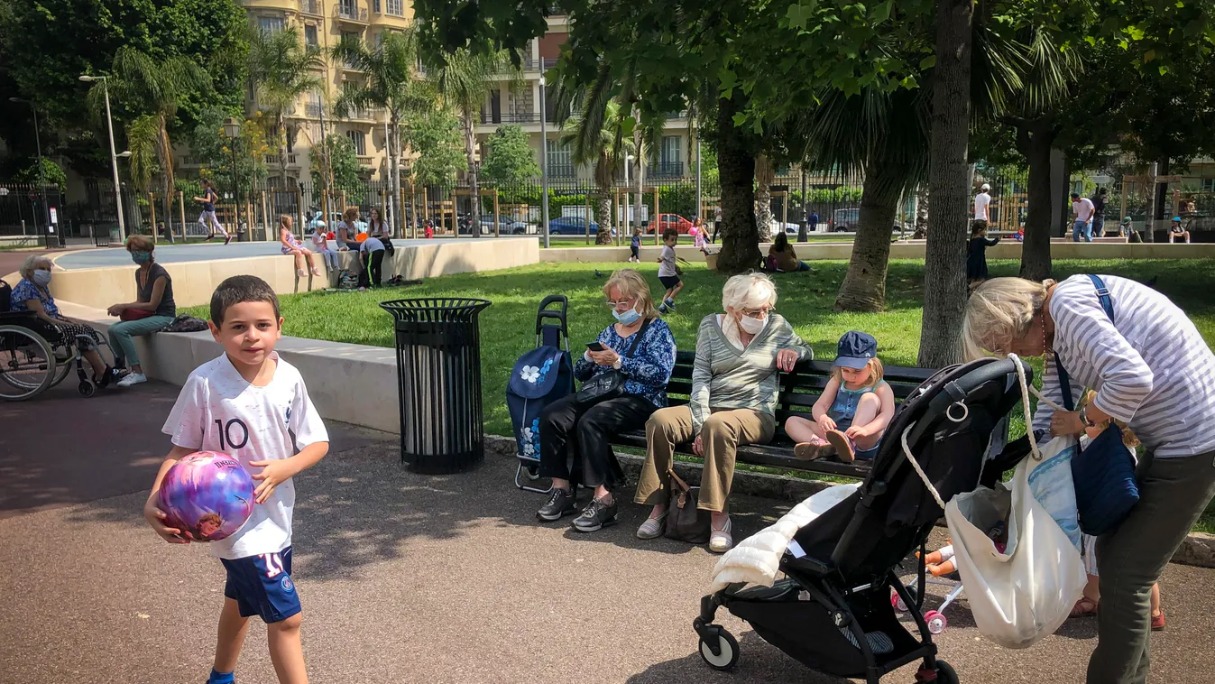 FRANCE - PARKS AND PUBLIC GARDENS - OPENING - COVID - NICE - 27 May 2020
FRANCE - PARCS ET JARDINS PUBLICS - OUVERTURE - COVID - NICE - 27 mai 2020