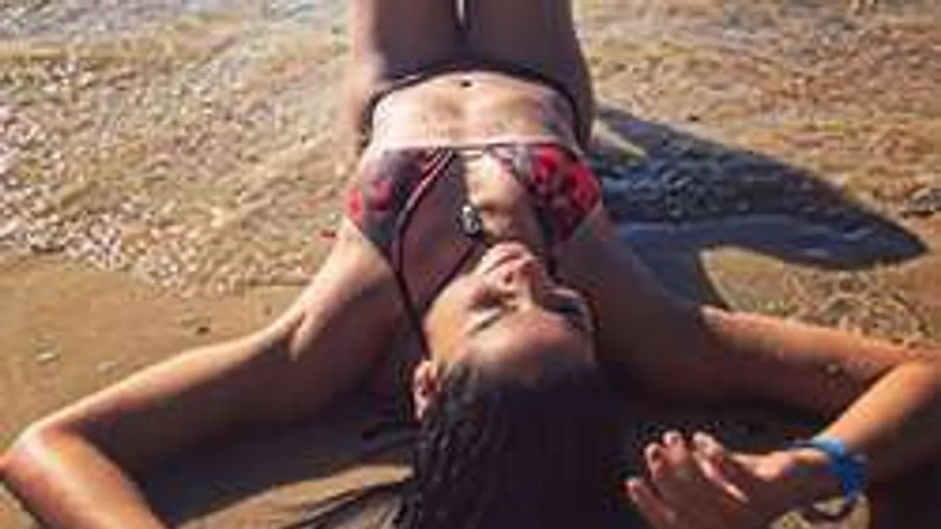 Izzik a levegő Rióban az álomtestű brazil sellő körül