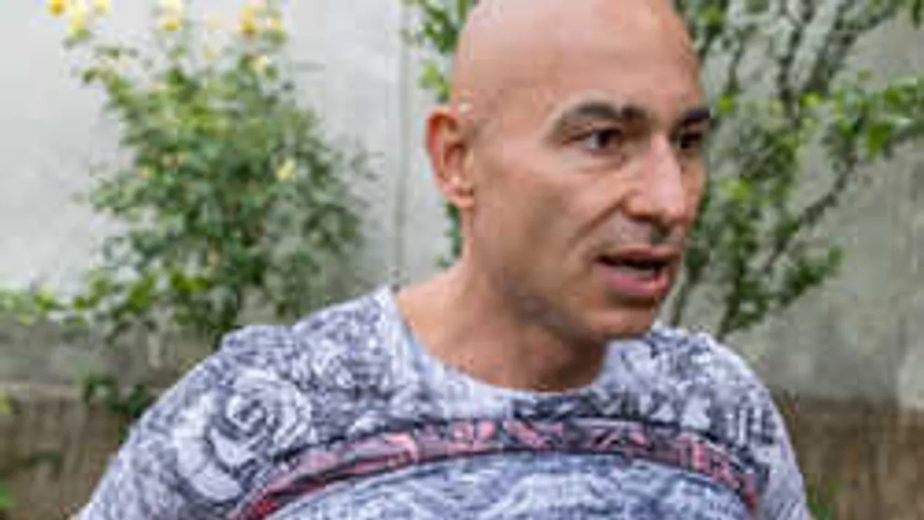 Ijesztő fotó, fájdalmas balesetet szenvedett a magyar sztár