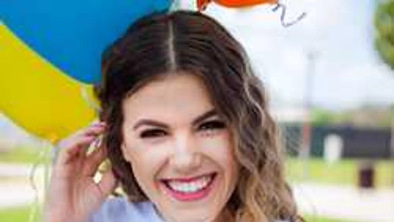 Irgalmatlan pofont osztott ki Csobot Adél