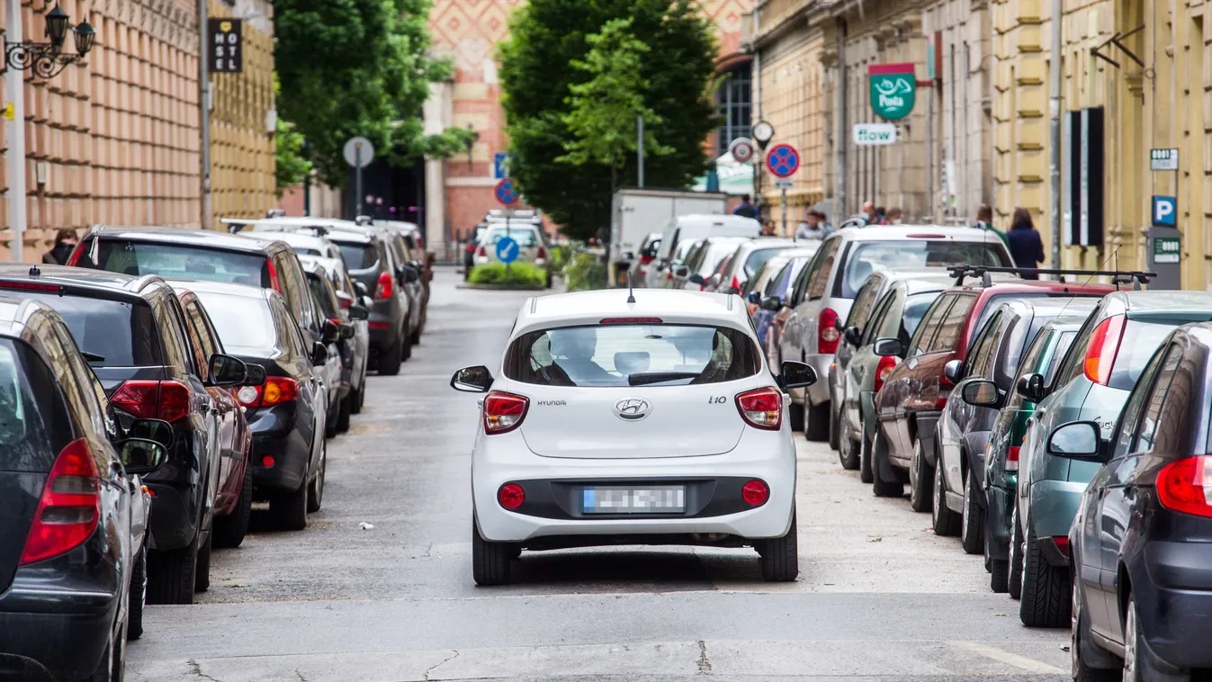 Ezekben a kerületekben büntetnek, ha egy családnak két autója van