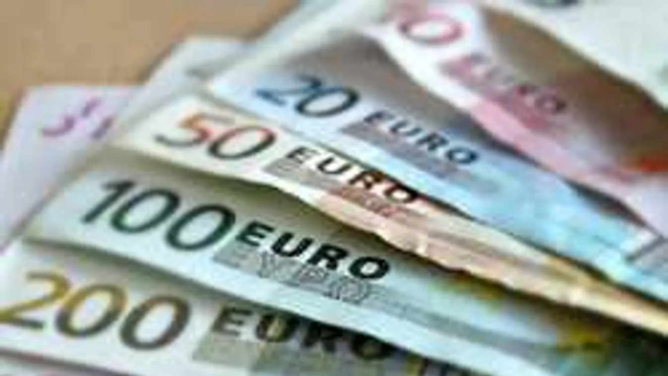 Olaszország verheti be az utolsó szöget az EU koporsójába