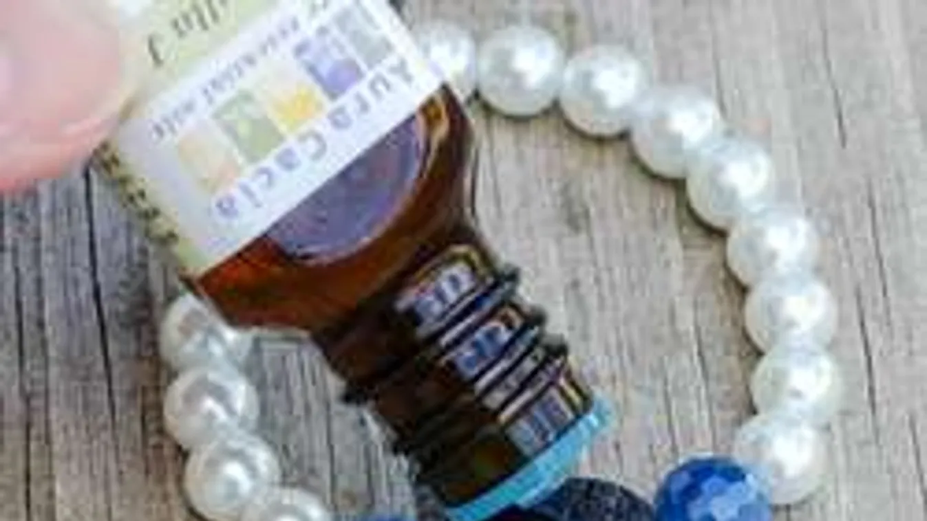 Így készíts magadnak szúnyogriasztós karkötőt