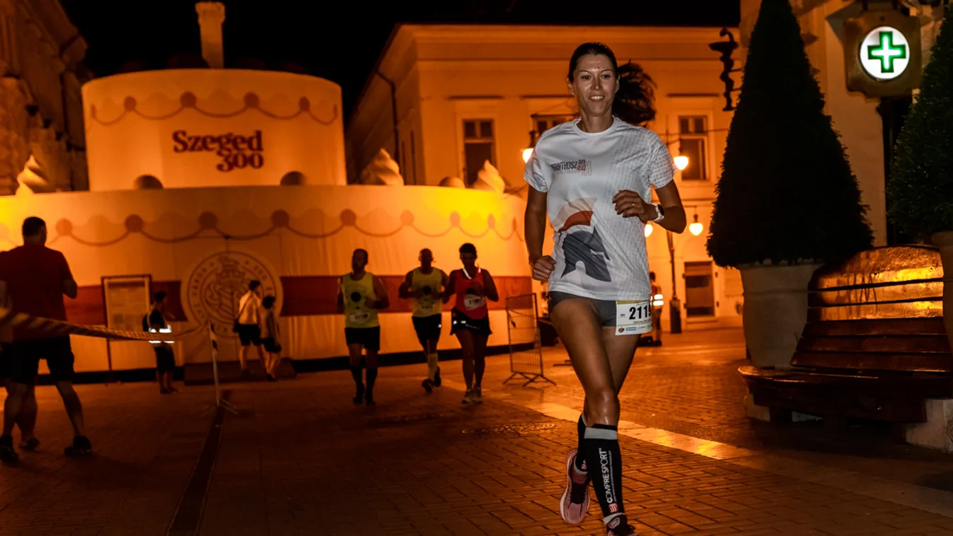 Bombanő lett a sok futástól a Békés megyei duci lány