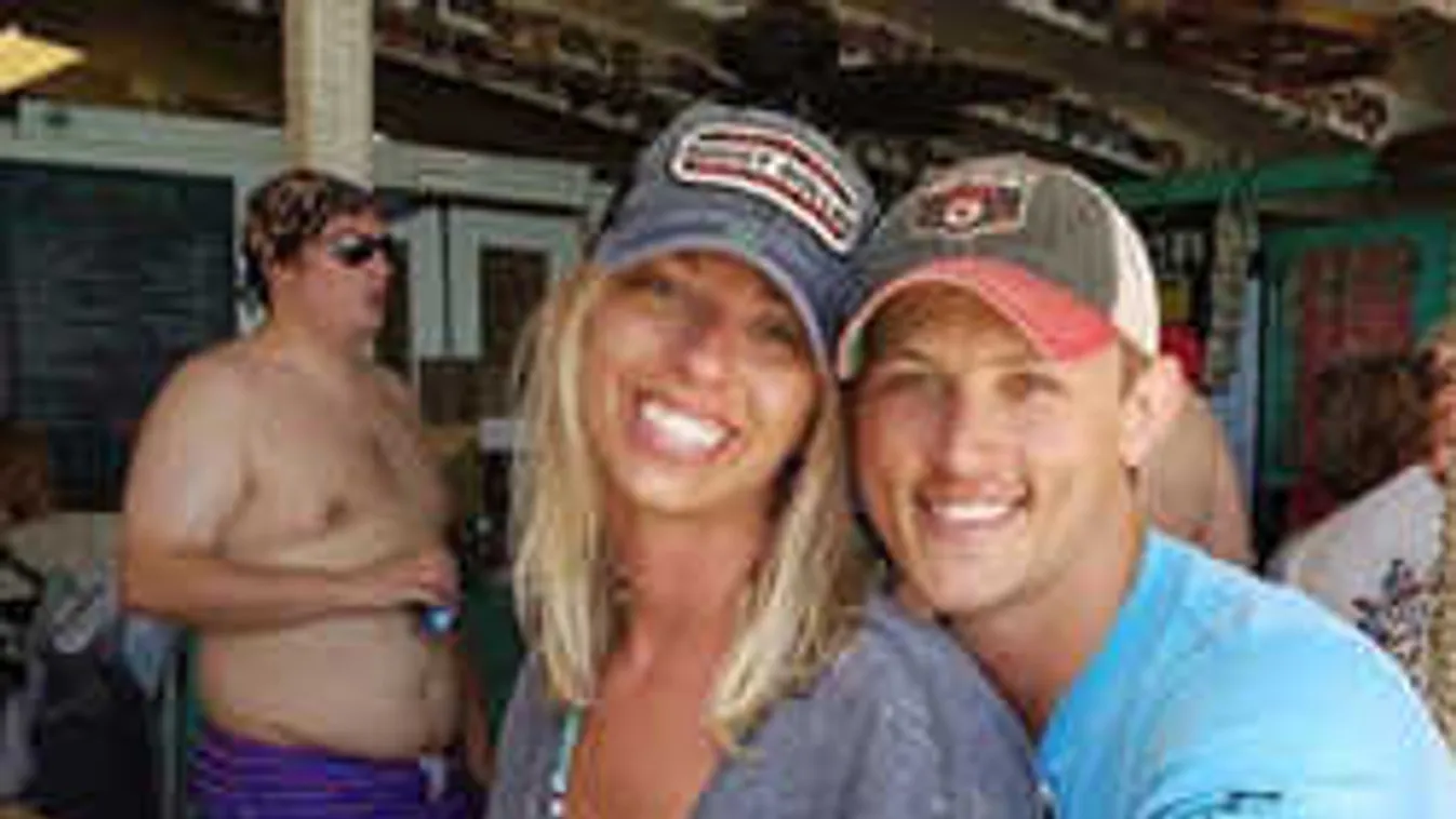 Besírsz! Trollok áldozata lett az eljegyzési kép!