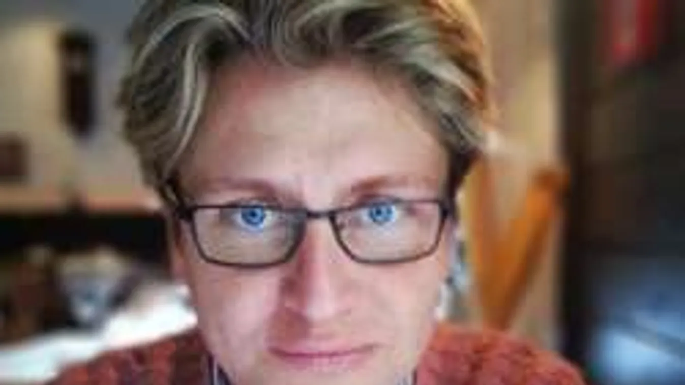 Pokoli jövőt vizionál Európának Varnus Xavér