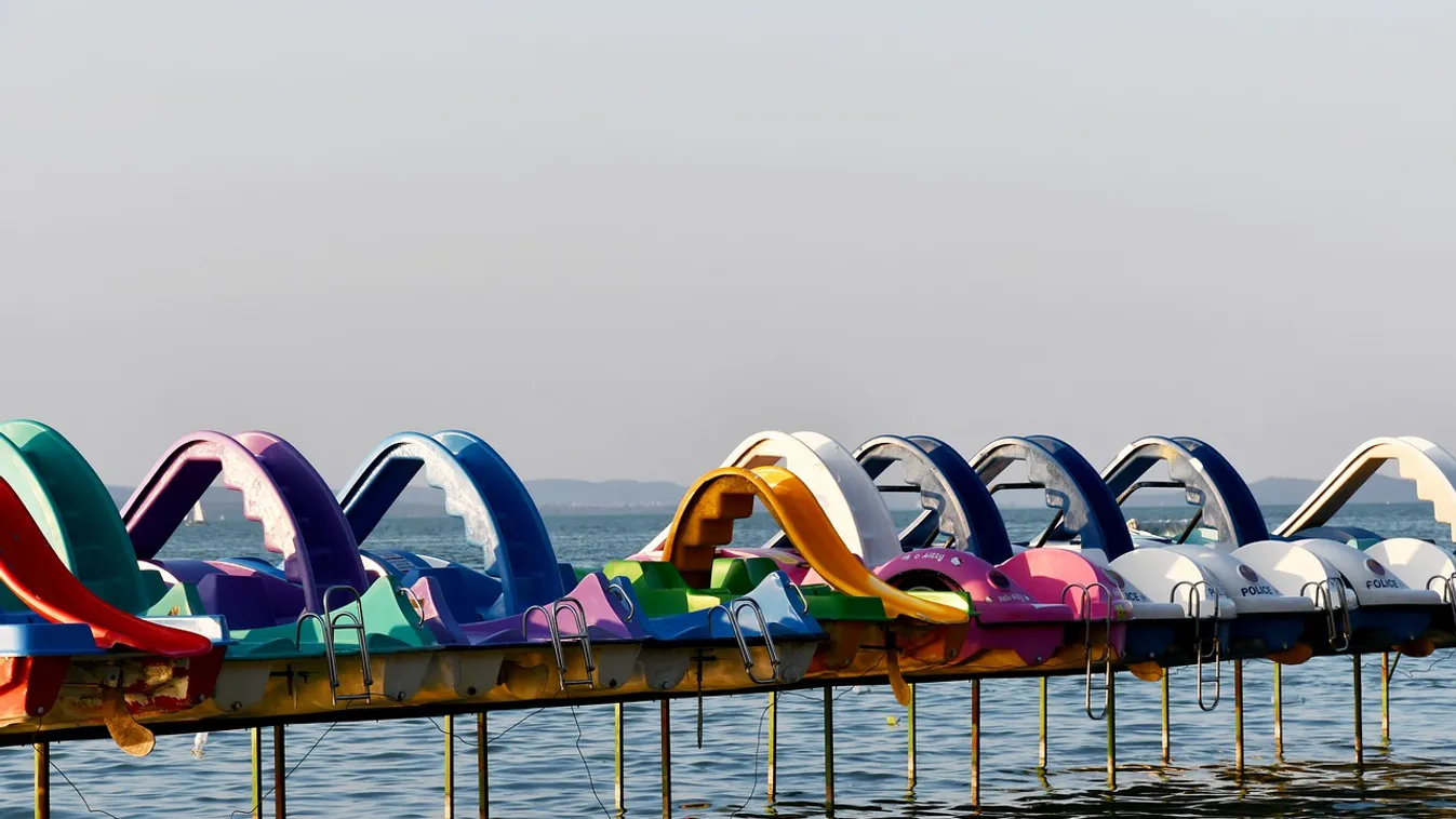 Hatéves kisfia szeme láttára süllyedt el az édesapja a Velencei-tóban – Videó