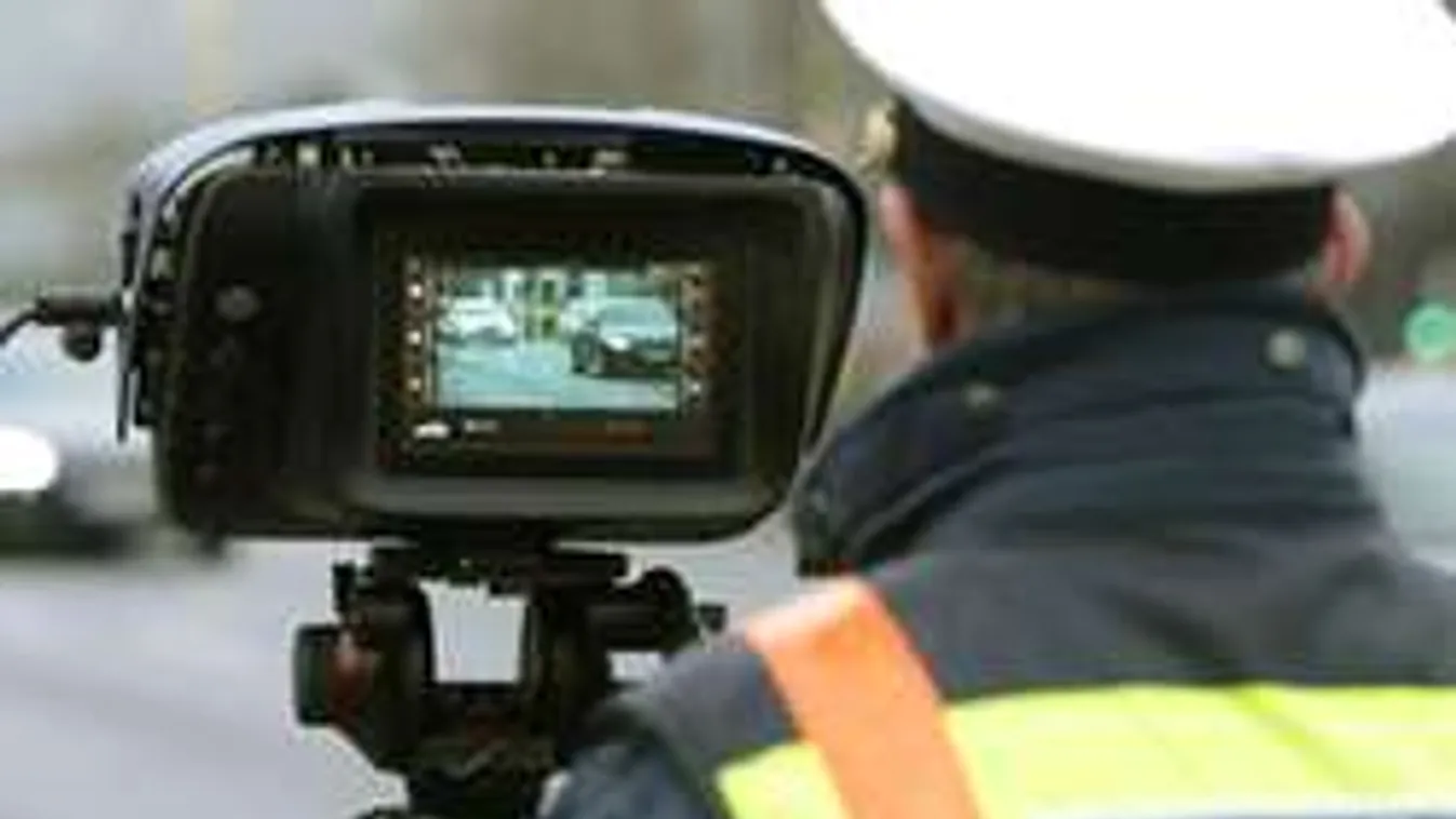 Háromnapos traffipax-invázió a magyar utakon