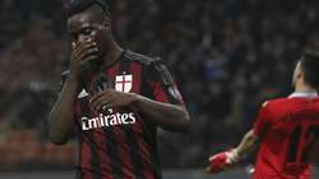 Ezért gyűlölik a szurkolók az olasz csatárt, az utolsókat rúgja!