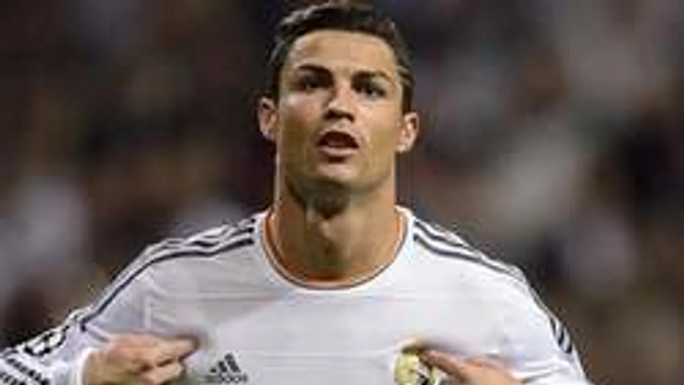 Ronaldo elszabadult, mindenkit felrúg - videó