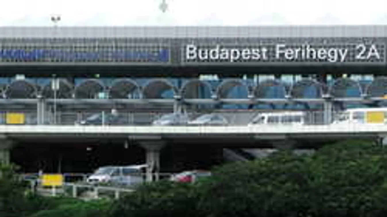 Repülőgép rongált Ferihegyen, riasztották a rendőrséget