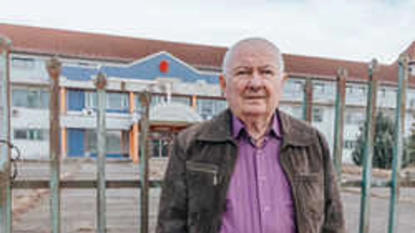 Félelem és reszketés Akasztón: visszatért Stadler szelleme!