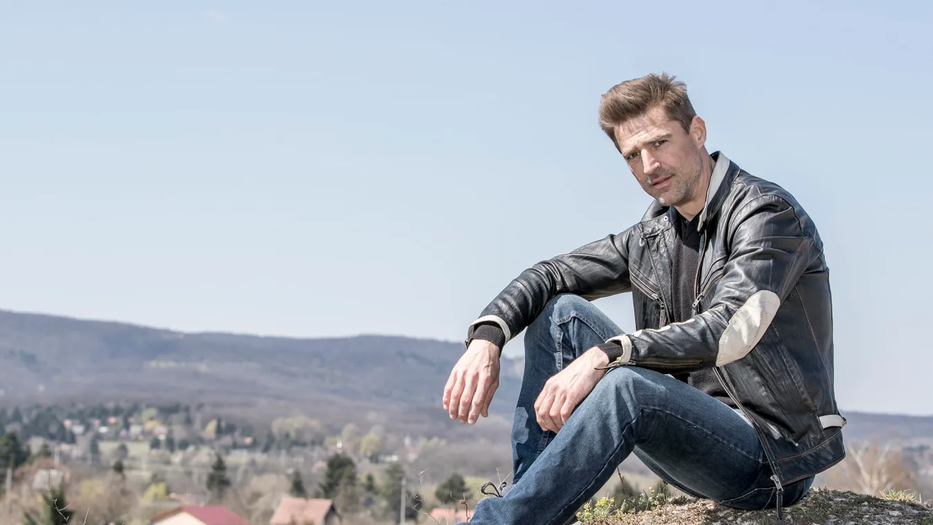 "Most már az Angyalok Zenekarát erősíted" - ezt üzenték Babicsek Bernátnak