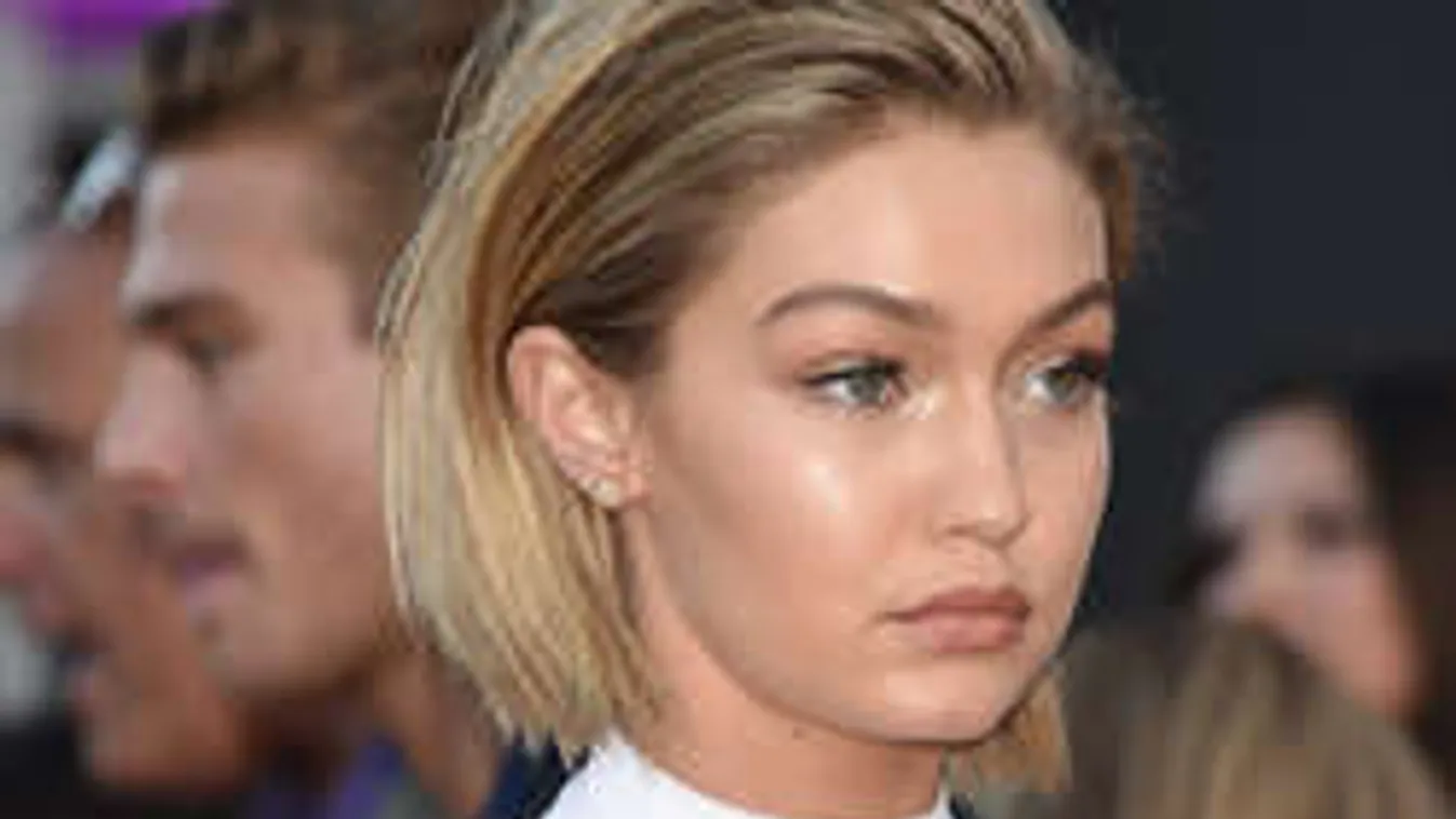 Pucér és szexi követője lett a focicsapatnak