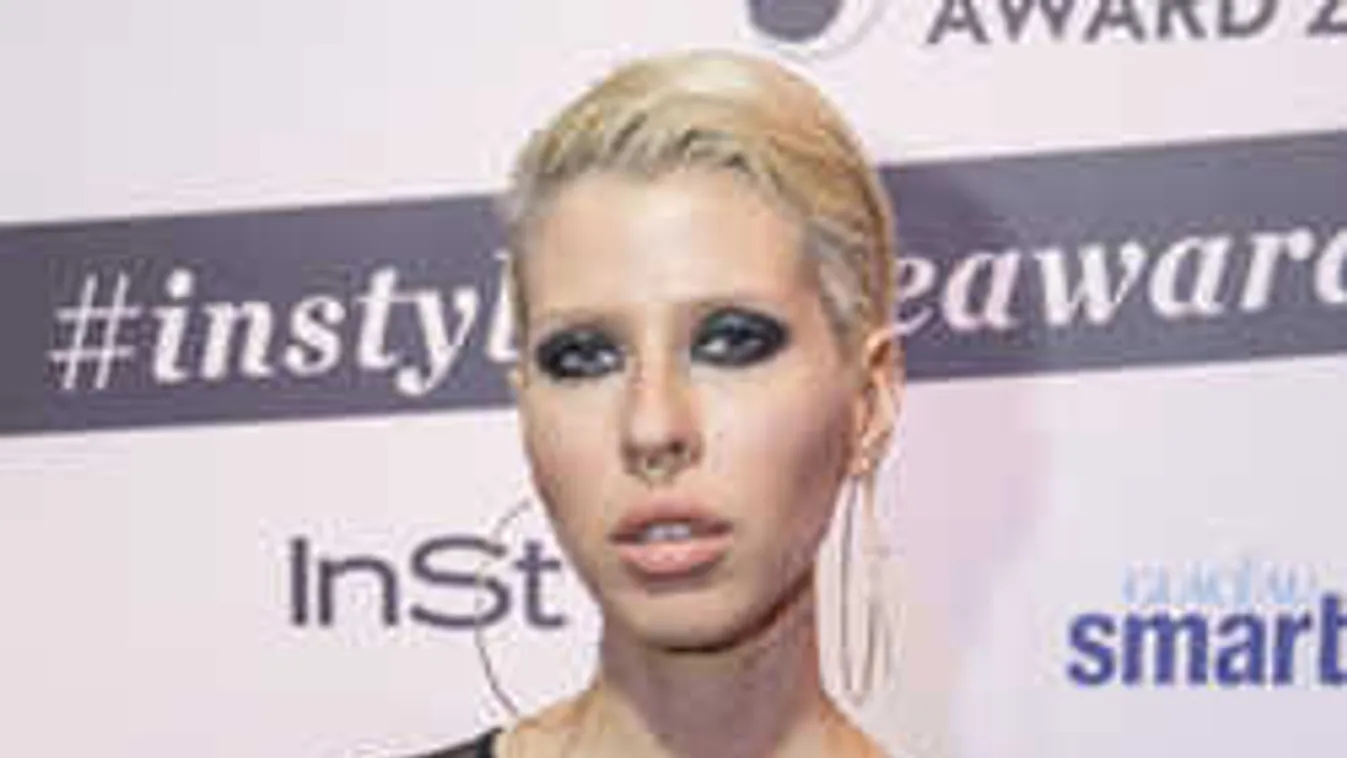 Durva fotóval lepte meg követőit a magyar sztár