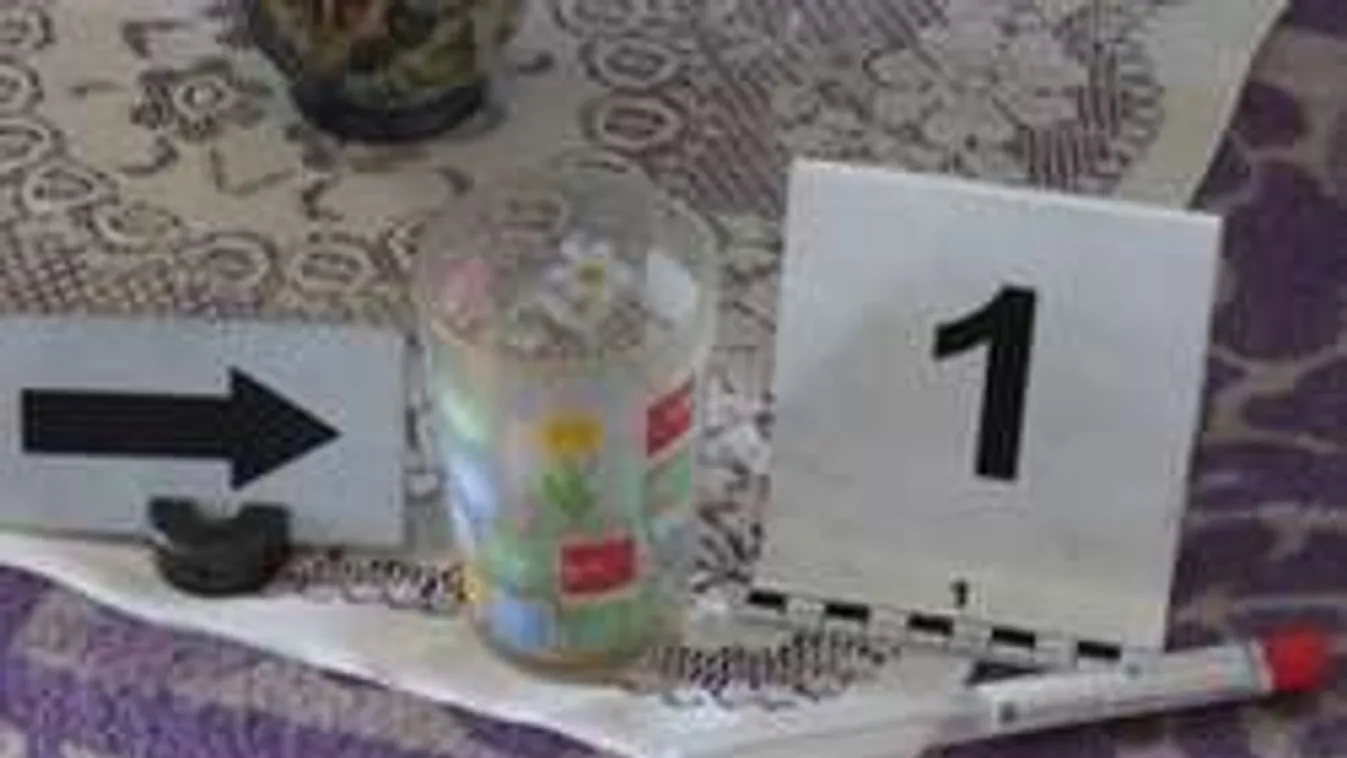 Valami nagyon fontostól fosztották meg a szexéhes férfit álmában a női