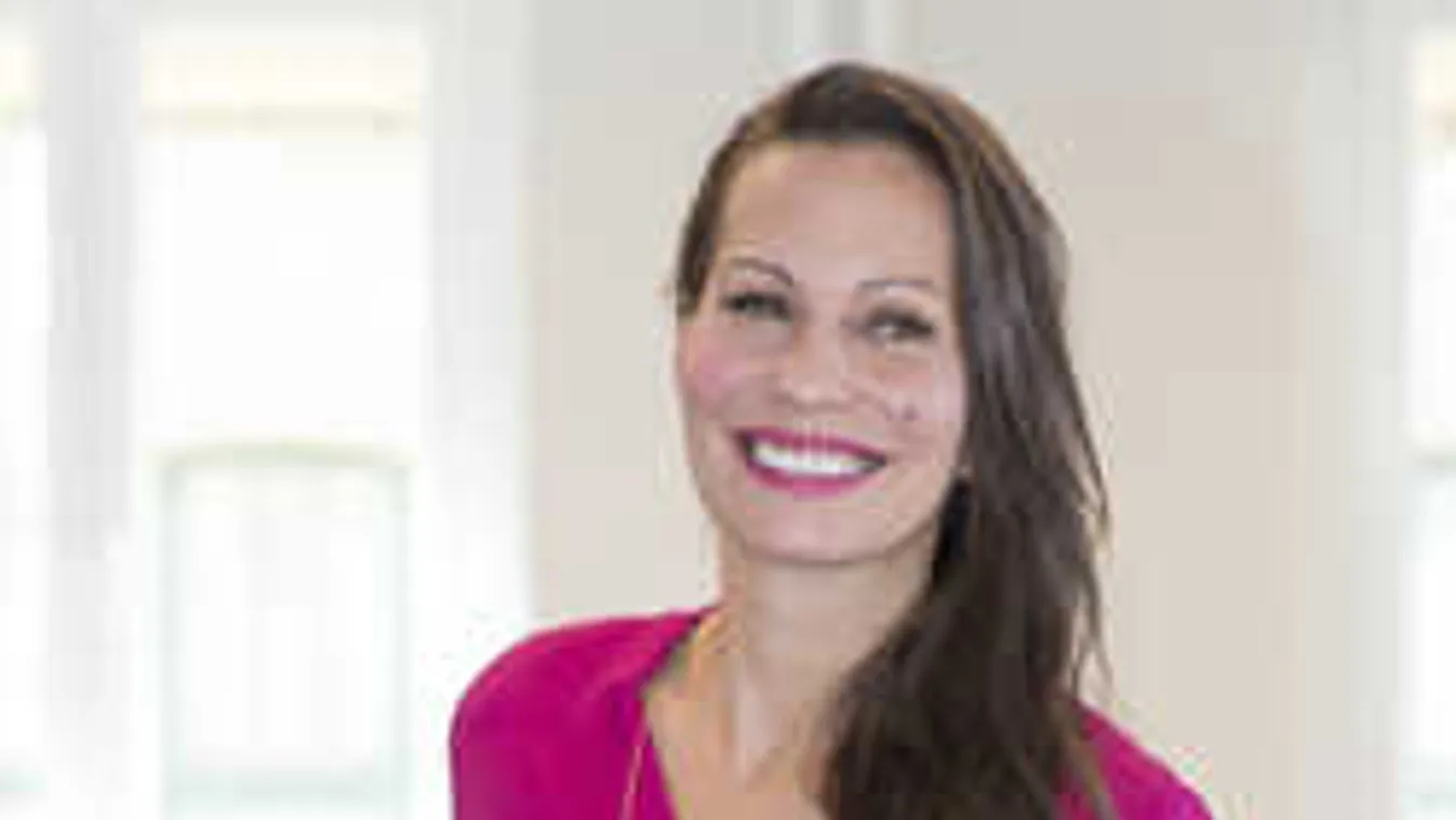 Meglepő lesifotó készült az utcán Pikali Gerdáról