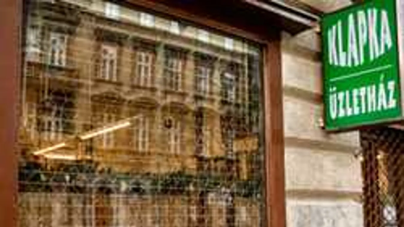 Most érkezett a szomorú hír: bezárt a Klapka Üzletház!