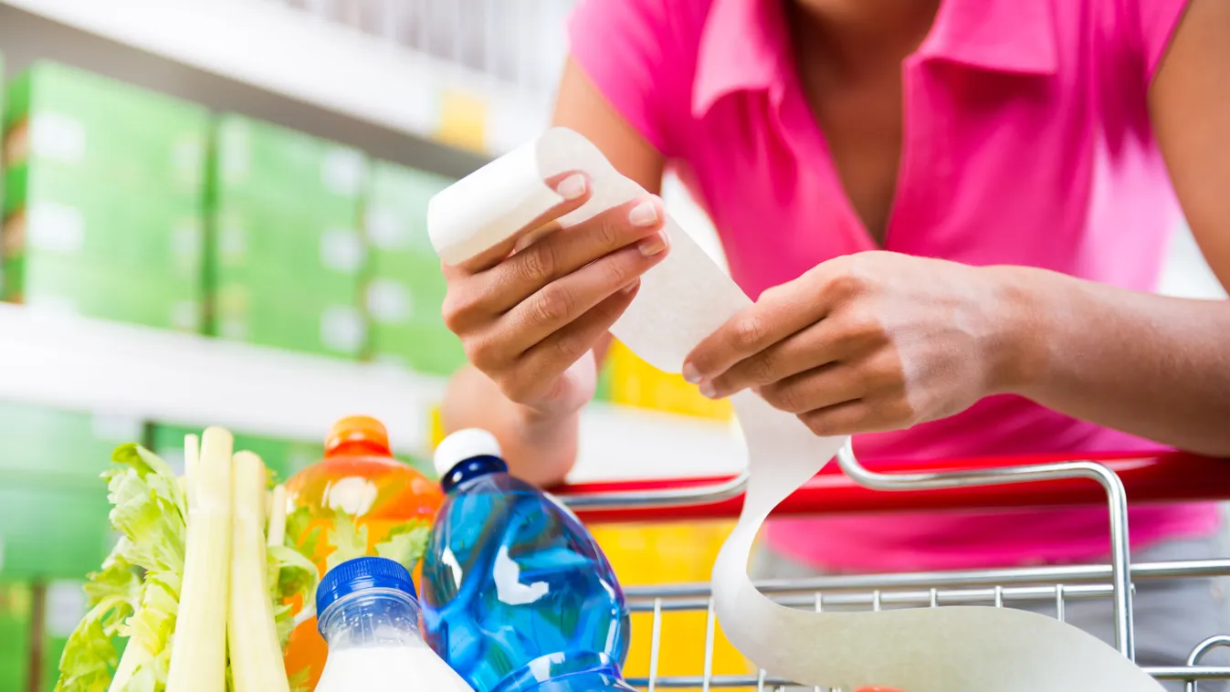 Ezt üzenték a vásárlóknak a boltok a koronavírus miatt